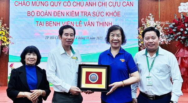 ẤM ÁP TÌNH ĐỒNG ĐỘI TRONG CHƯƠNG TRÌNH 