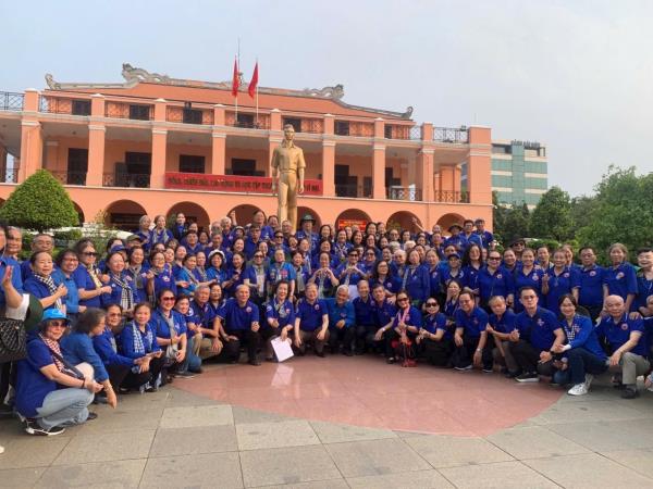HÀNH TRÌNH HỘI NGỘ 50 NĂM -TP HỒ CHÍ MINH NIỀM TIN VÀ KHÁT VỌNG - HAI NGÀY SÔI NỔI