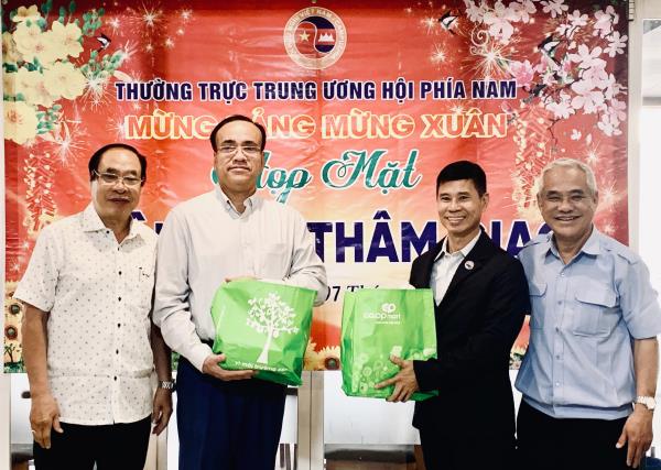 HỌP MẶT THÂN HỮU THÂM GIAO , CHÚC XUÂN BÍNH NGỌ 2026